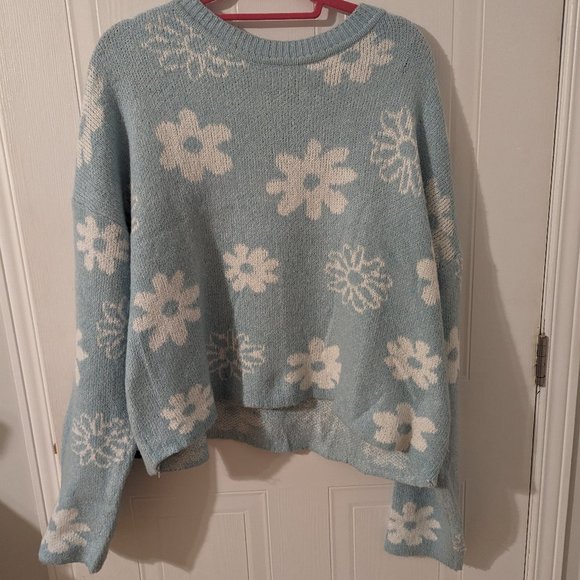 Cozy Mint with Flowers Sweater Size US XXL - Picture 1 of 3